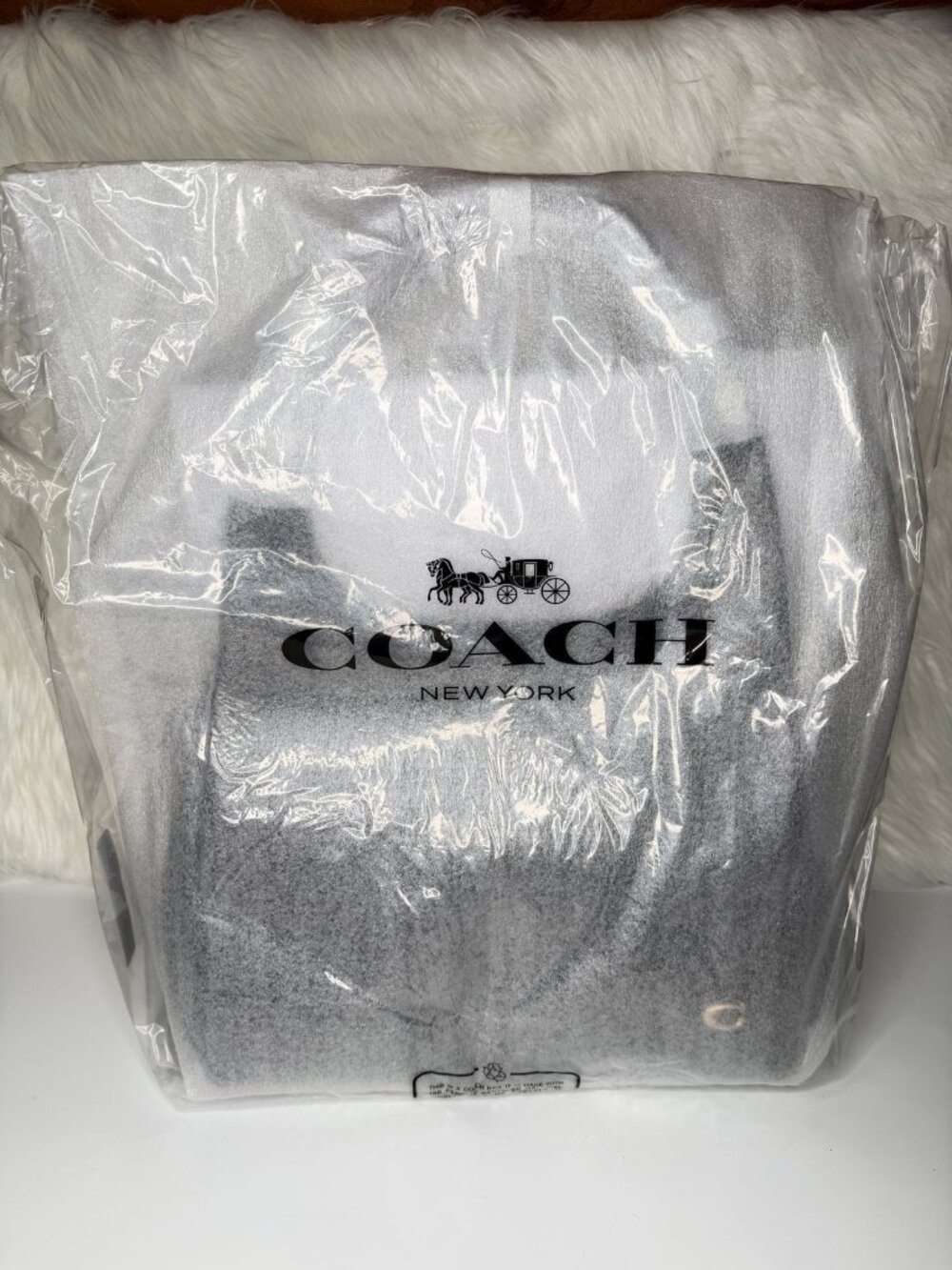 Coach Women’s Lana Large Leather Shoulder Bag - Brass/Black - Picture 6 of 8